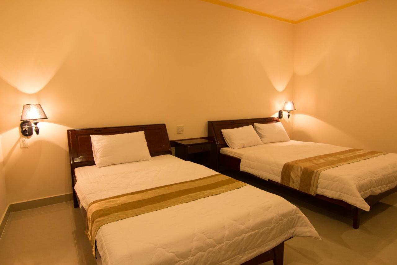 Nhat Ha 1 Hotel Can Tho Bagian luar foto