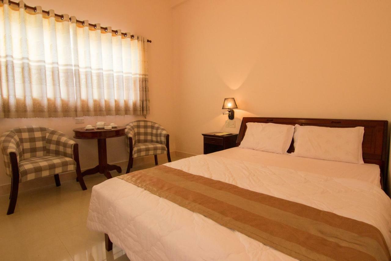 Nhat Ha 1 Hotel Can Tho Bagian luar foto